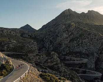 The Perfect Hobby for Middle-Aged Males: Cycling